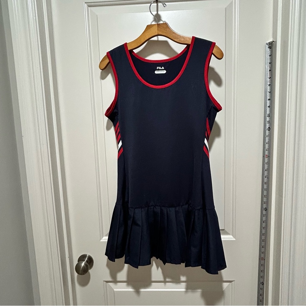 Fila Women's size M, Navy white Red sport dress. Cute pleated skirt area.  Nice!